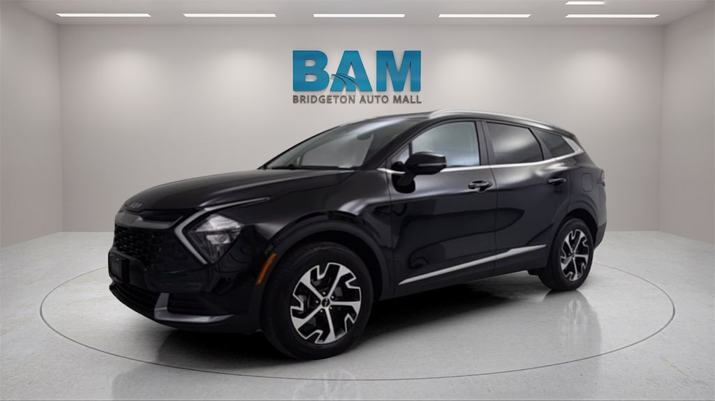 Used 2023 Kia Sportage EX SUV