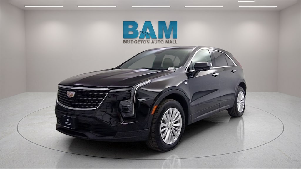 Used 2024 CADILLAC XT4 Luxury SUV