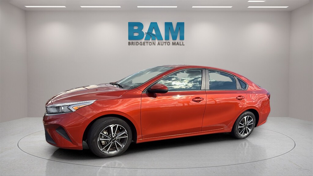 Used 2023 Kia Forte LXS Sedan