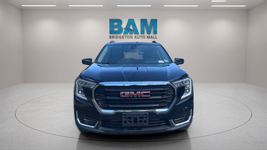 Used 2022 GMC Terrain SLE SUV