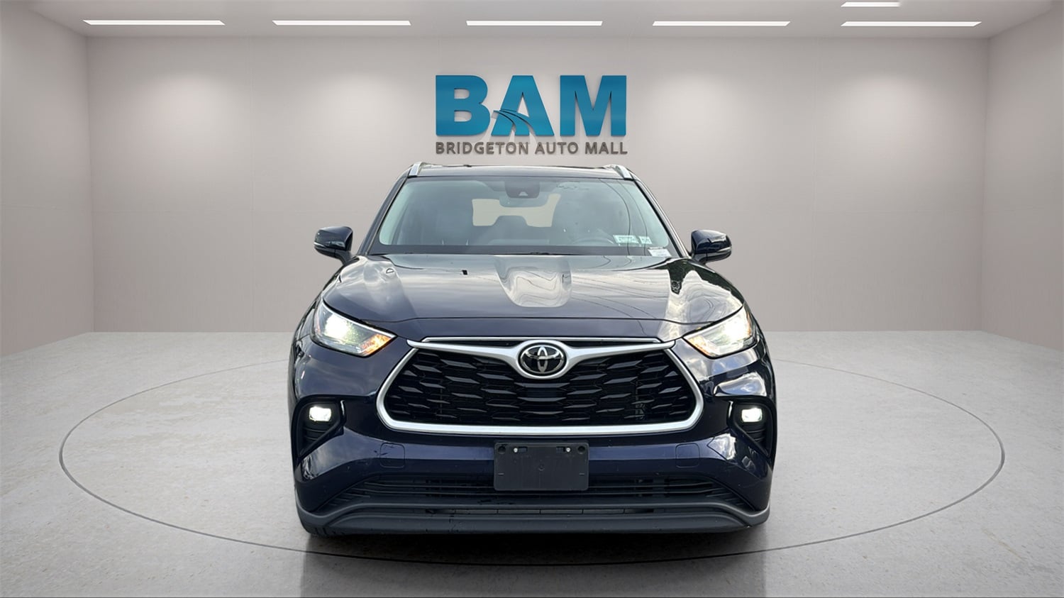Used 2022 Toyota Highlander XLE with VIN 5TDGZRBH3NS206722 for sale in Bridgeton, NJ