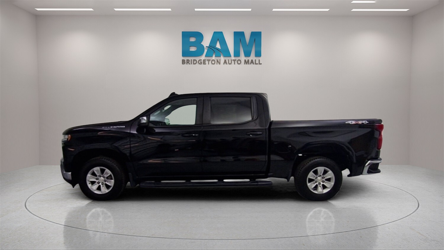 2022 Chevrolet Silverado 1500 LT photo 4