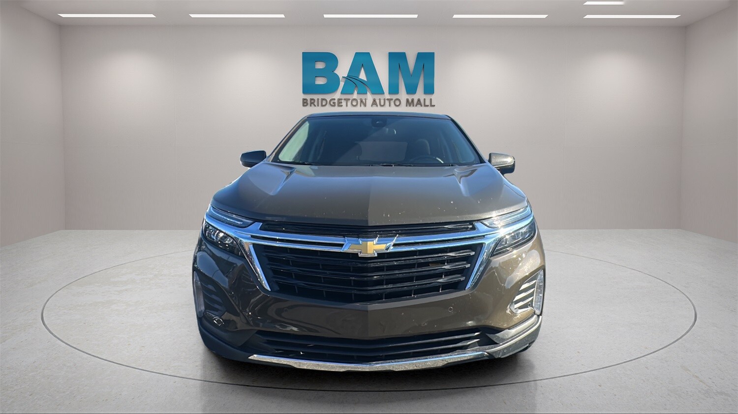 2024 Chevrolet Equinox LT photo 2