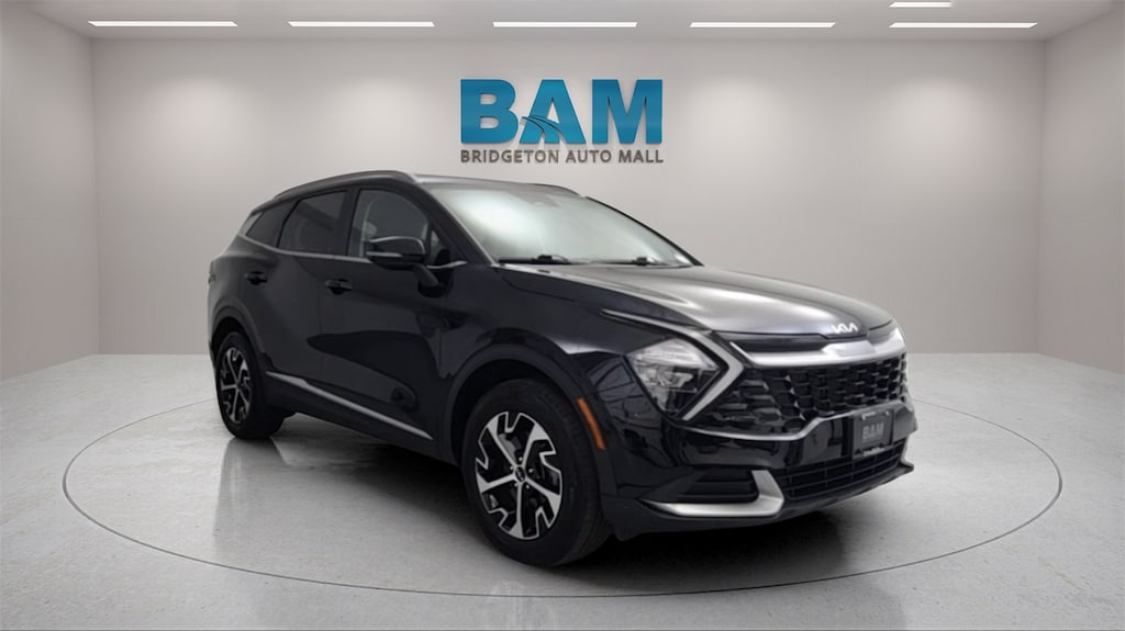 Used 2023 Kia Sportage EX SUV