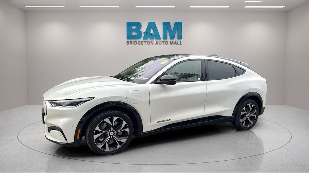 Used 2021 Ford Mustang Mach-E Premium SUV
