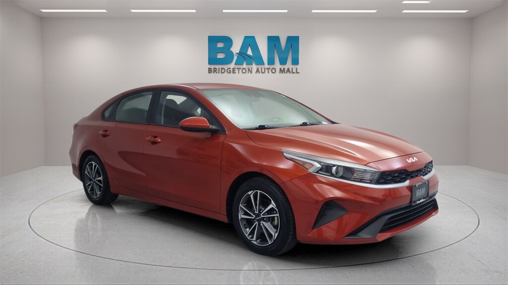 Used 2023 Kia Forte LXS Sedan