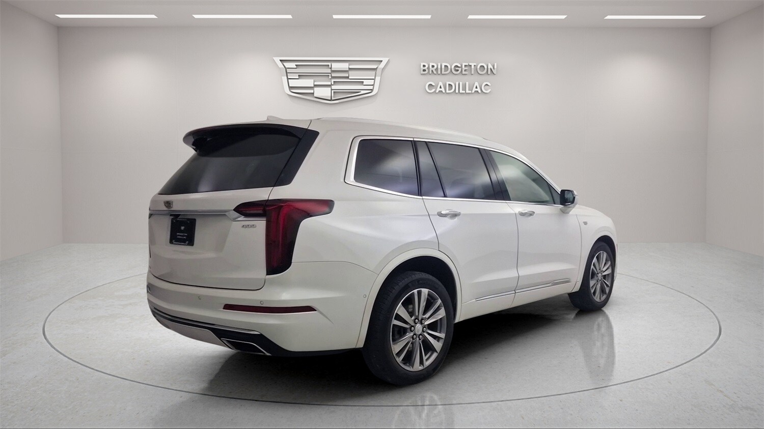 2022 Cadillac XT6 Premium Luxury photo 2