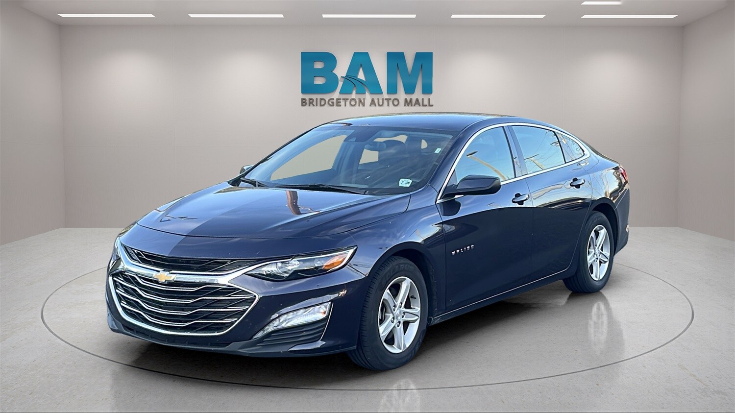 2023 Chevrolet Malibu 1LT photo 3
