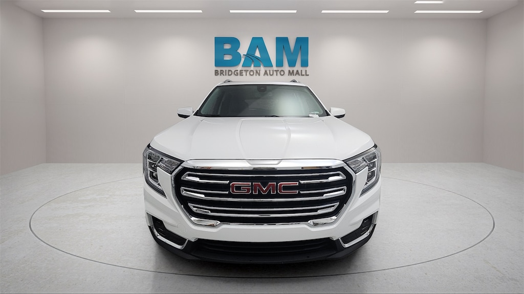 Used 2023 GMC Terrain SLT SUV