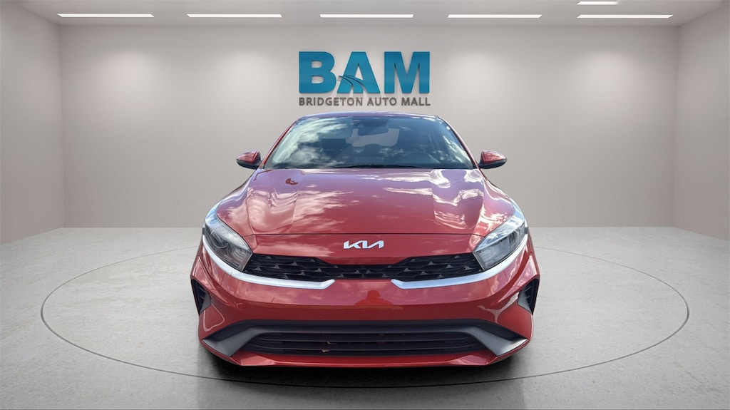Used 2023 Kia Forte LXS Sedan