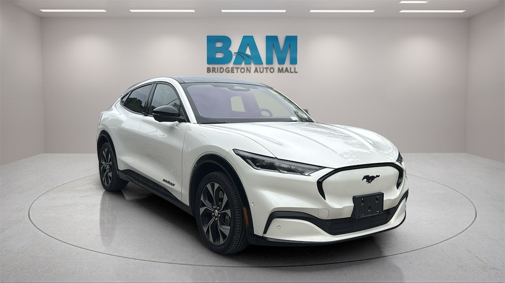 Used 2021 Ford Mustang Mach-E Premium SUV