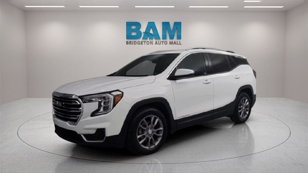 Used 2023 GMC Terrain SLT SUV