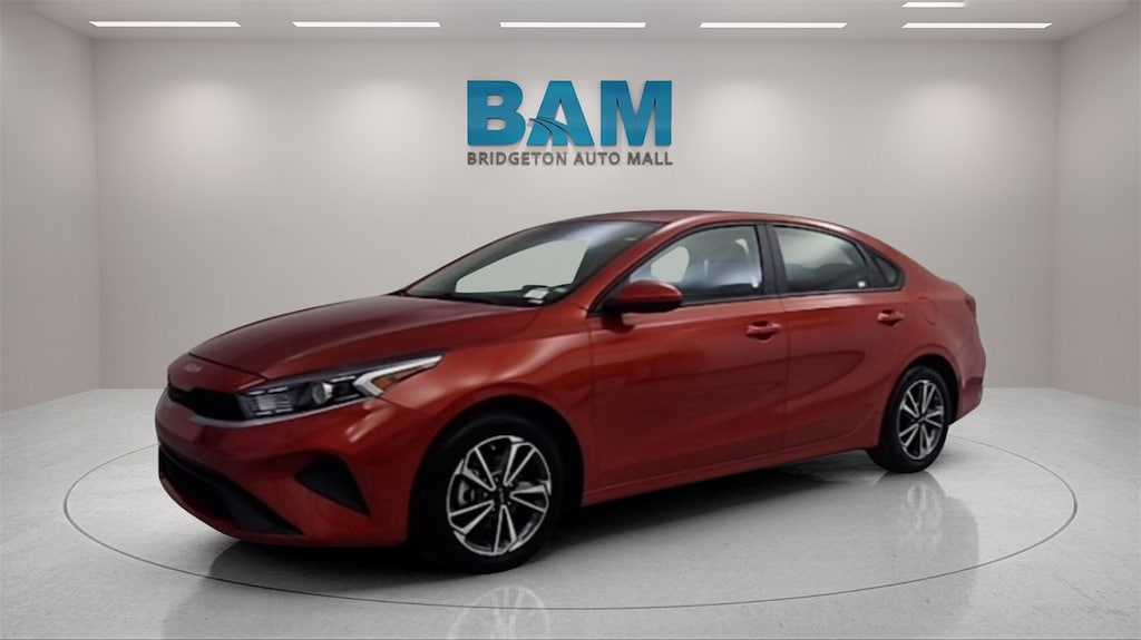 Used 2023 Kia Forte LXS Sedan