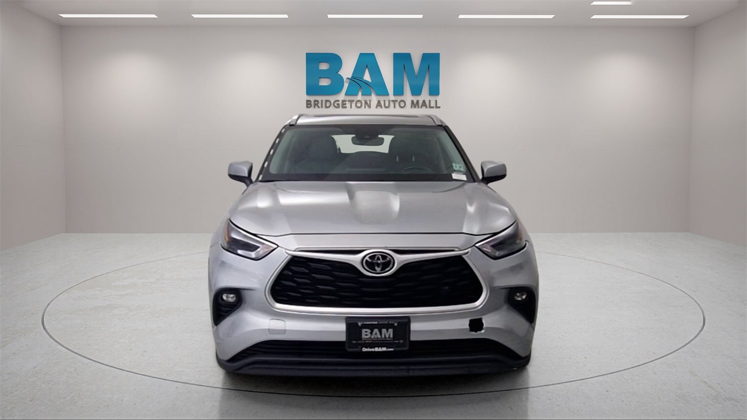 Used 2022 Toyota Highlander XLE with VIN 5TDGZRBH6NS575767 for sale in Bridgeton, NJ