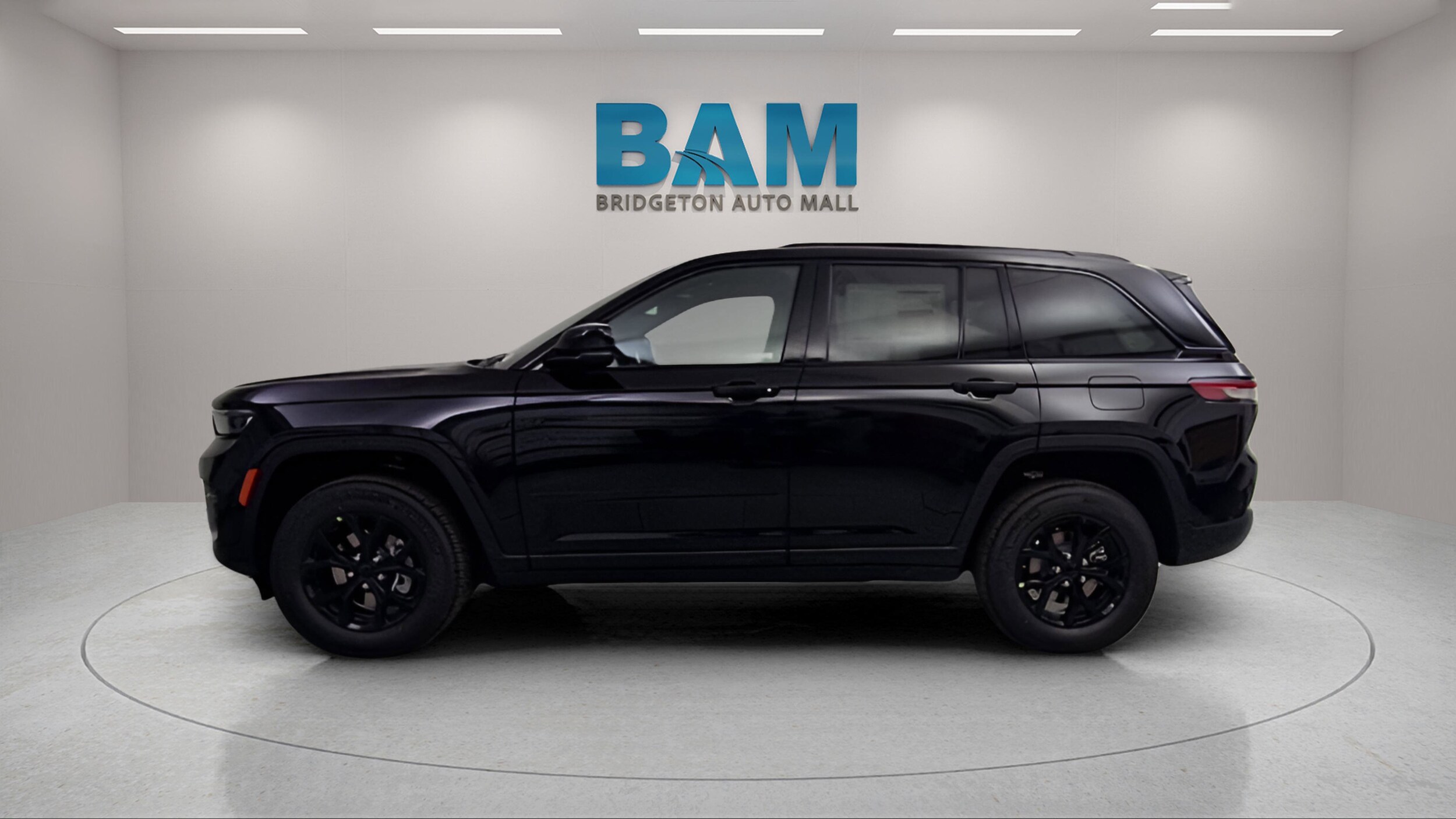 2025 Jeep Grand Cherokee Altitude photo 2