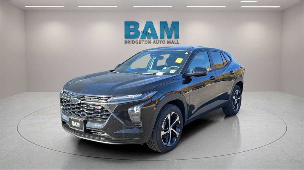 Used 2025 Chevrolet Trax 1RS SUV