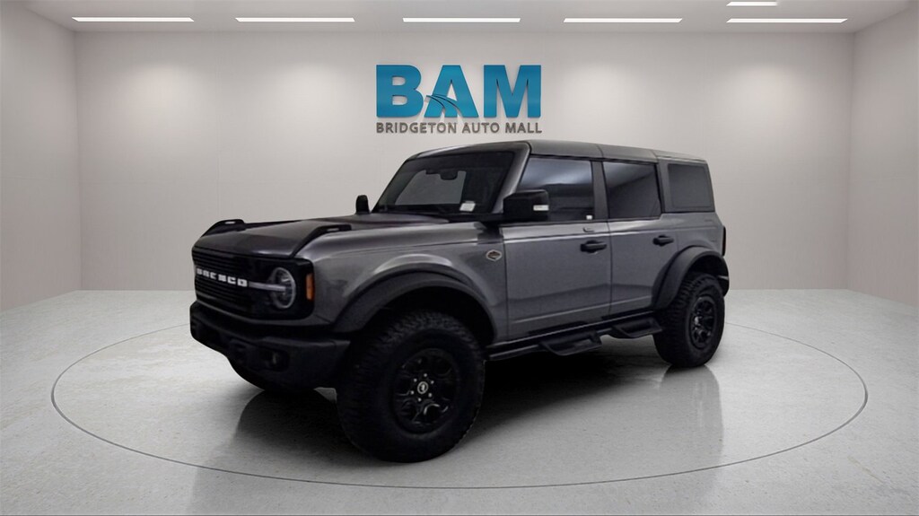 Used 2023 Ford Bronco Base