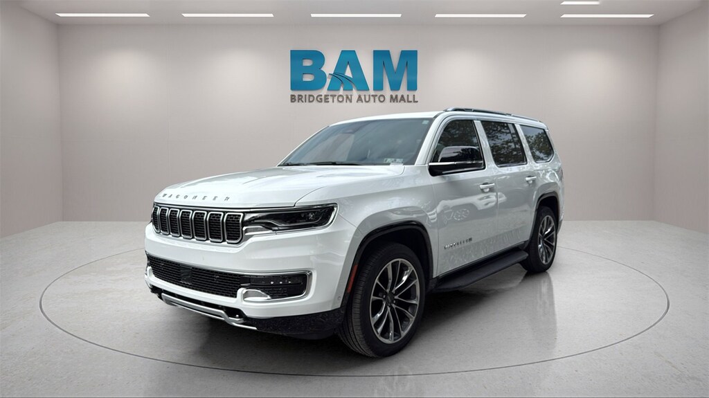 Used 2024 Jeep Wagoneer Series II 4x4 SUV