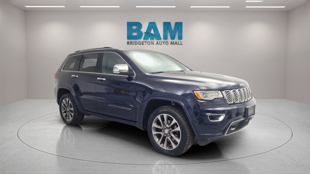 Used 2017 Jeep Grand Cherokee Overland 4x4 SUV