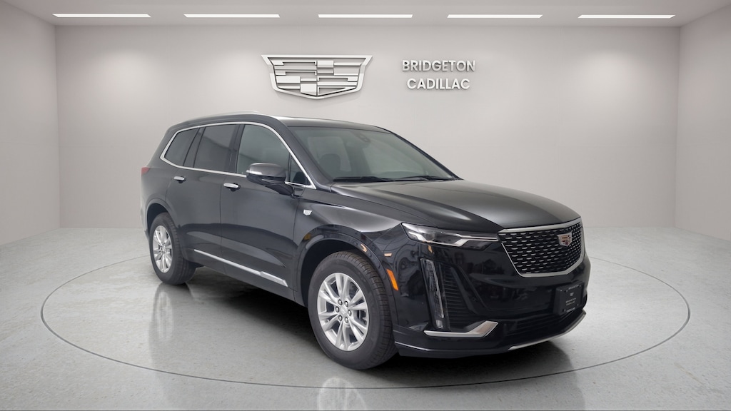 New 2025 CADILLAC XT6 Luxury SUV