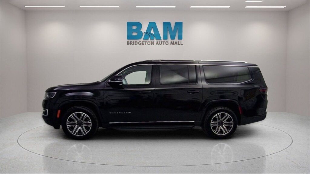 Used 2023 Jeep Wagoneer L Series II