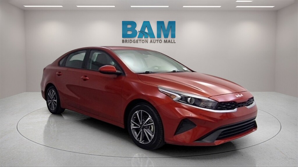 Used 2023 Kia Forte LXS Sedan