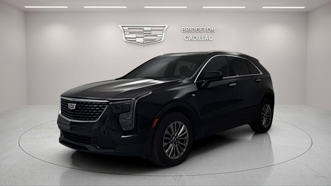 2024 Cadillac XT4 Premium Luxury photo 3