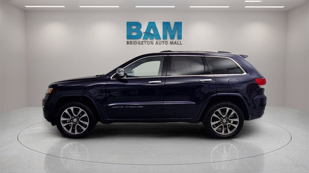 Used 2017 Jeep Grand Cherokee Overland 4x4 SUV