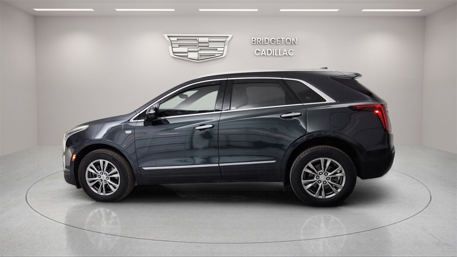 2022 Cadillac XT5 Premium Luxury photo 4