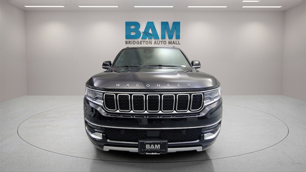 Used 2024 Jeep Wagoneer Series II 4x4 SUV