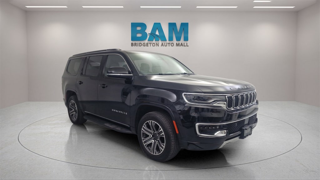 Used 2024 Jeep Wagoneer Series II 4x4 SUV