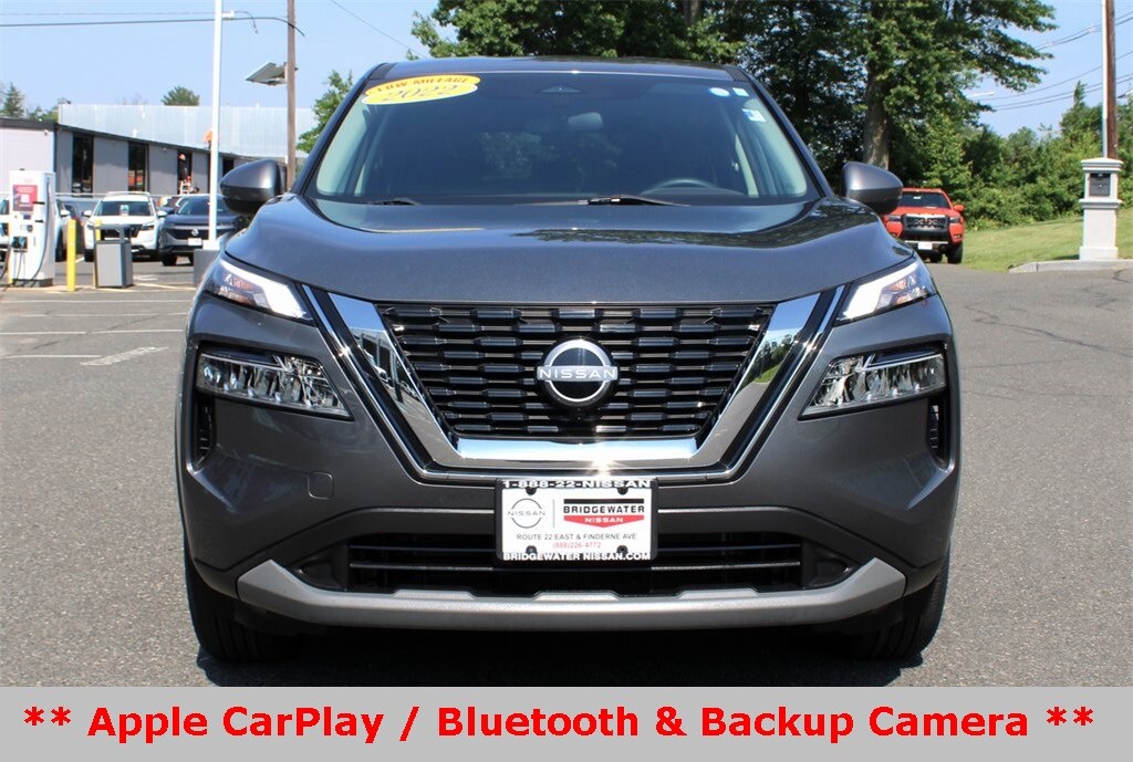 2022 Nissan Rogue SV AWD photo 2