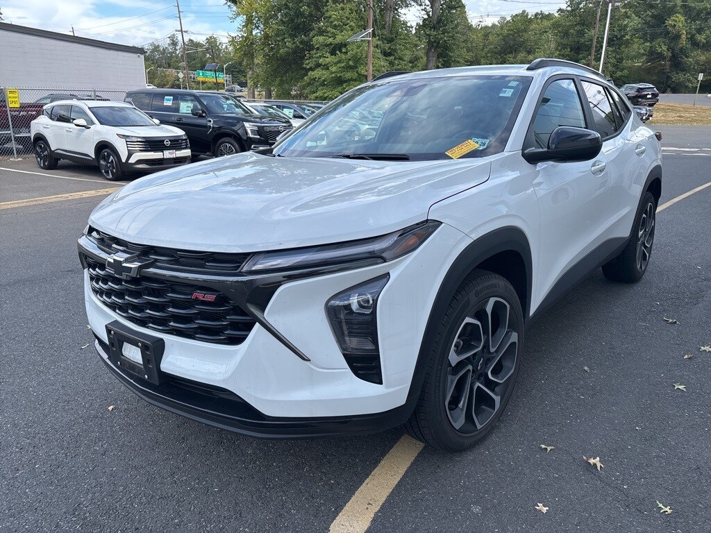 2024 Chevrolet Trax photo 3