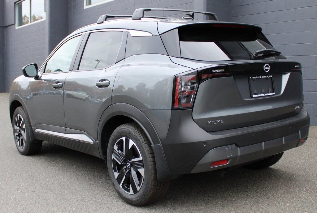 New 2026 Nissan Kicks SV SUV