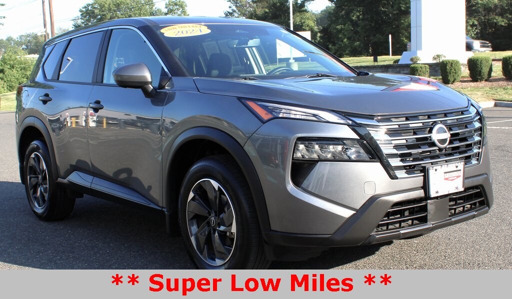 2024 Nissan Rogue SV AWD photo 3