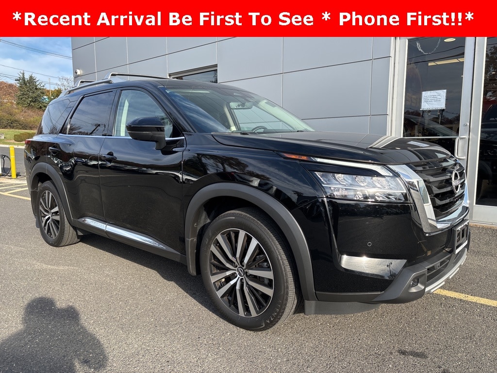Certified 2023 Nissan Pathfinder Platinum SUV