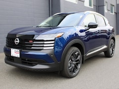 2026 Nissan Kicks SR SUV