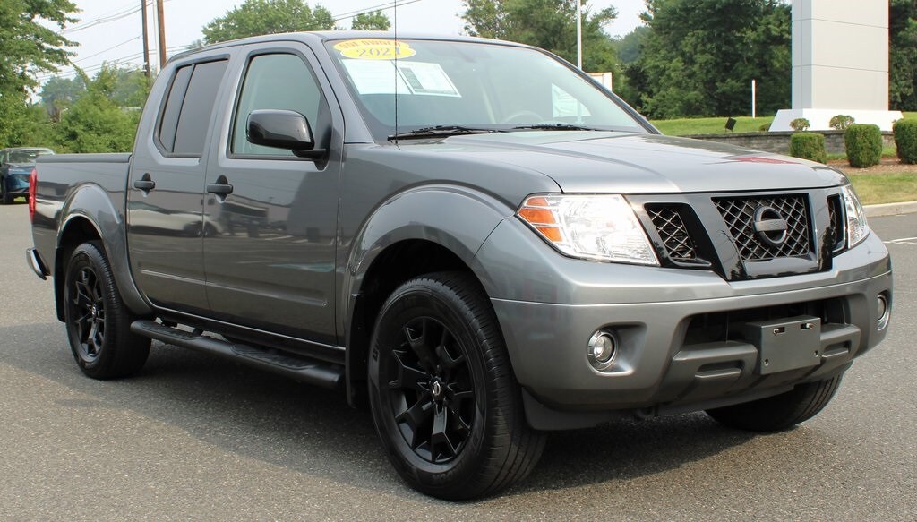 2021 Nissan Frontier SV photo 3