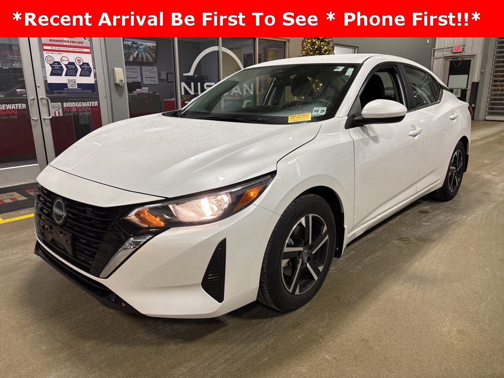 2025 Nissan Sentra SV's photo