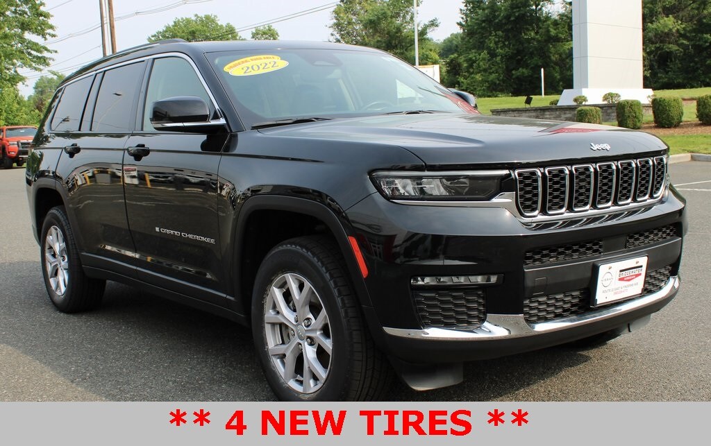 2022 Jeep Grand Cherokee Limited photo 3