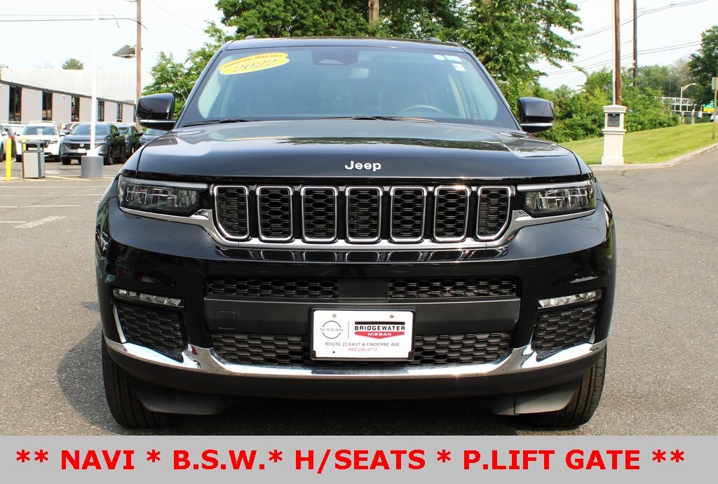 2022 Jeep Grand Cherokee Limited photo 2