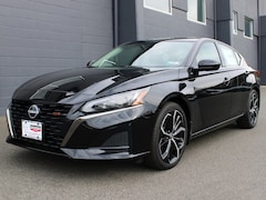 2025 Nissan Altima SR Sedan