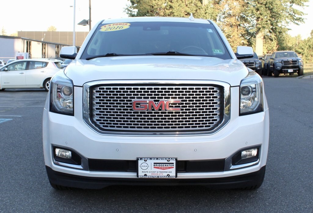 2016 Gmc Yukon XL Denali photo 2