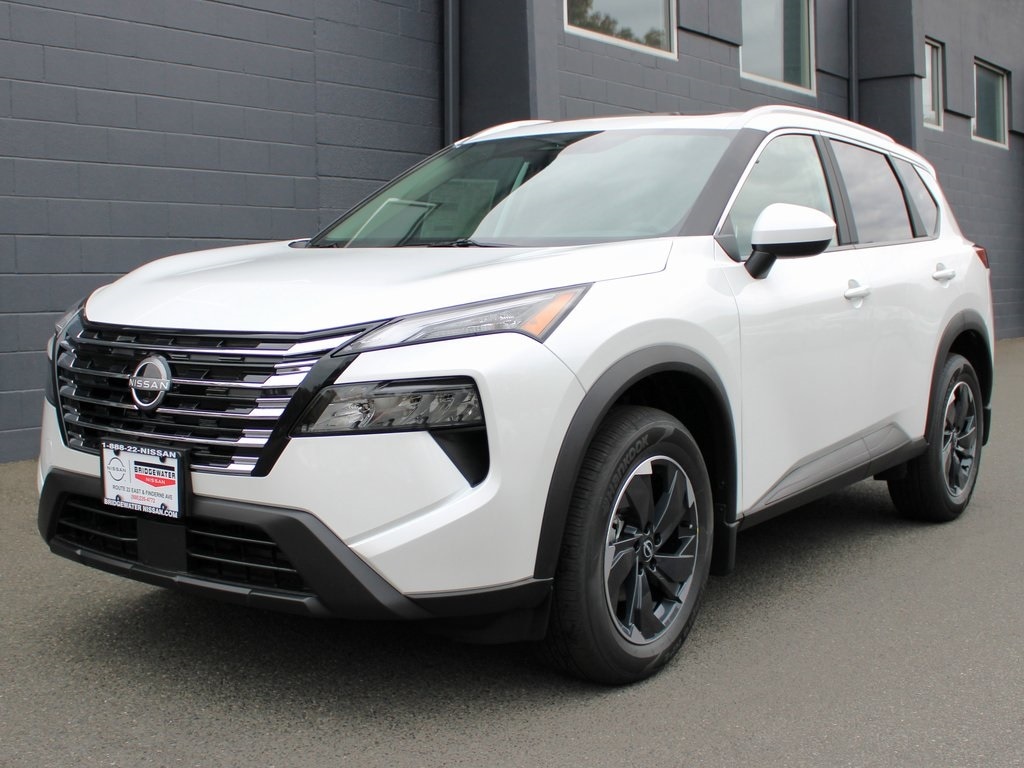 2026 Nissan Rogue SV's photo