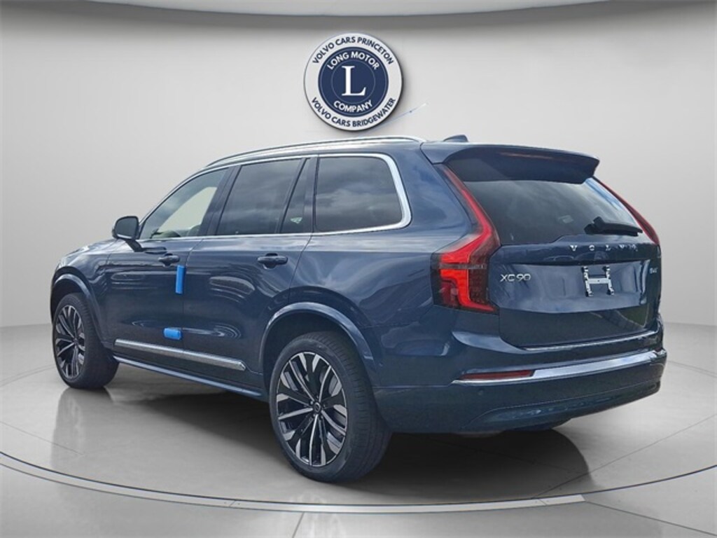New 2026 Volvo XC90 B6 Plus 7-Seater SUV