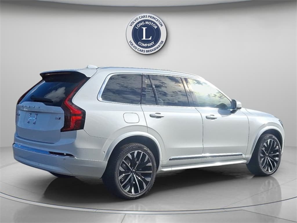 New 2026 Volvo XC90 B6 Plus 7-Seater SUV