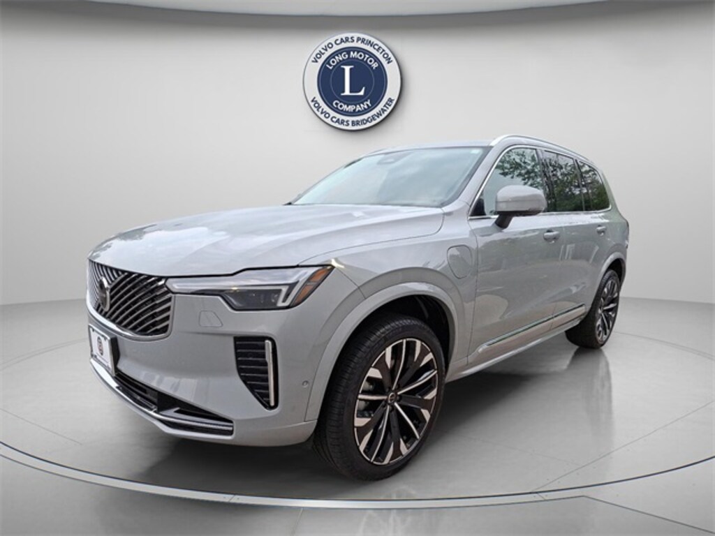 Certified 2025 Volvo XC90 plug-in hybrid T8 (2025.5) Ultra 7-Seater SUV