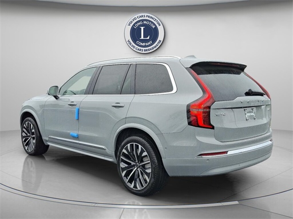 New 2026 Volvo XC90 B6 Plus 7-Seater SUV