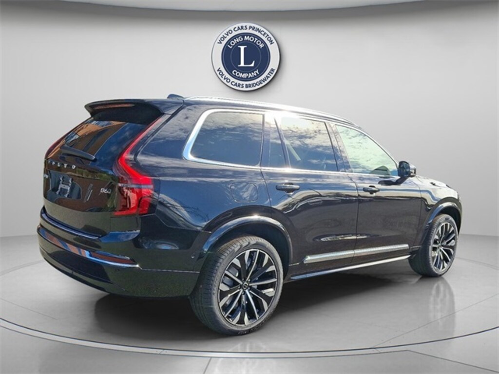 New 2026 Volvo XC90 B6 Plus 7-Seater SUV