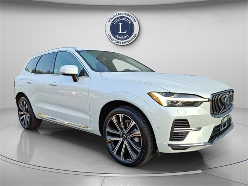 Used 2023 Volvo XC60 Recharge Plug-In Hybrid Ultimate Bright SUV